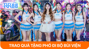 TẶNG QUÀ BÙI VIỆN